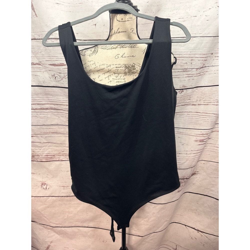 Express Body Contour Black Scoop Neck Sleeveless Bodysuit XL New With Tags